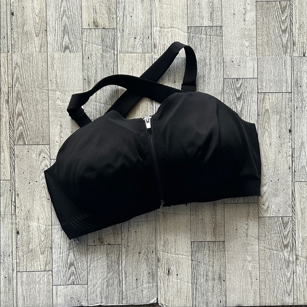 VSX Victoria’s Secret sports bra 34D